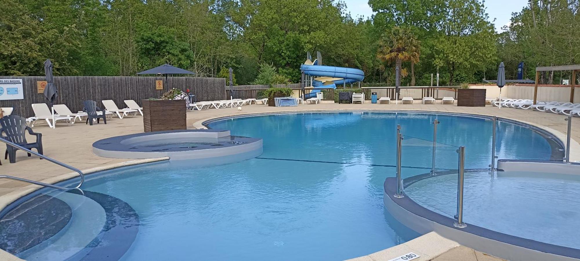 Mobilhome L'Oasis Camping Le Clos Cottet Angles  Екстер'єр фото